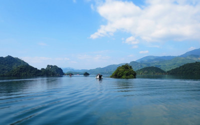 lac à Hoa Binh