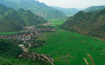 Paysage de la vallée de Mai Chau, vue de haut