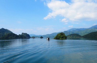 lac à Hoa Binh
